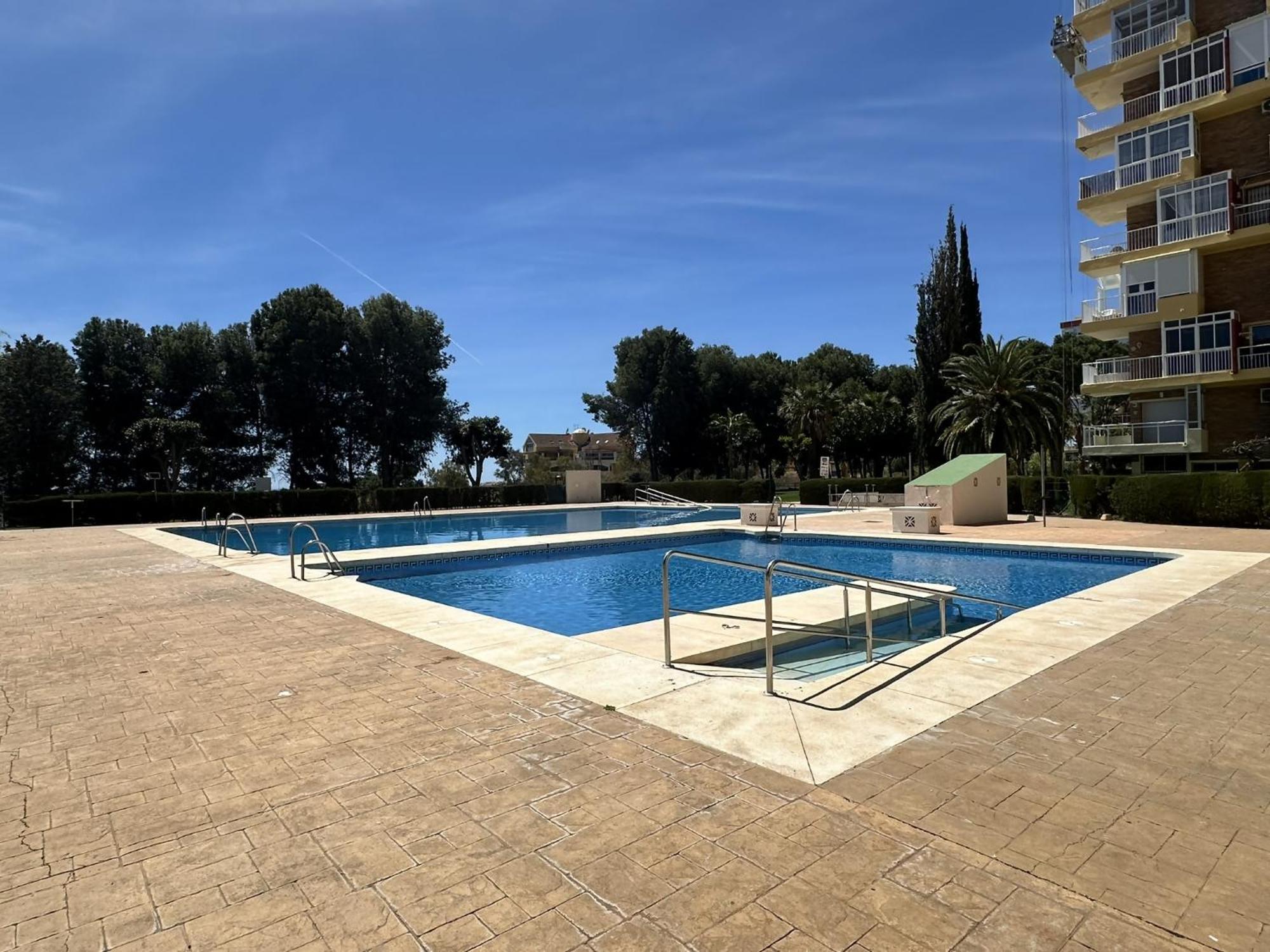 Estudio Agata Con Piscina A 800M De La Playa Benalmádena Eksteriør billede