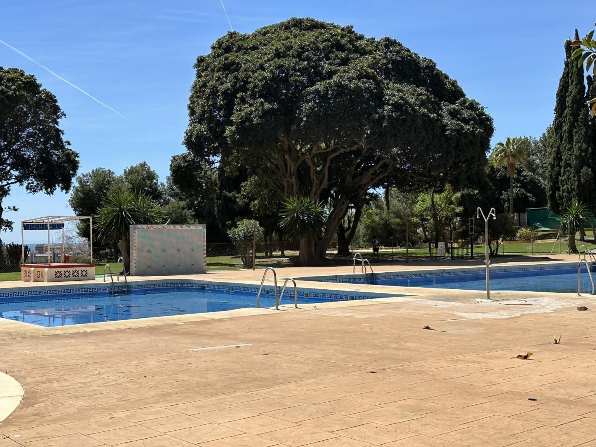Estudio Agata Con Piscina A 800M De La Playa Benalmádena Eksteriør billede