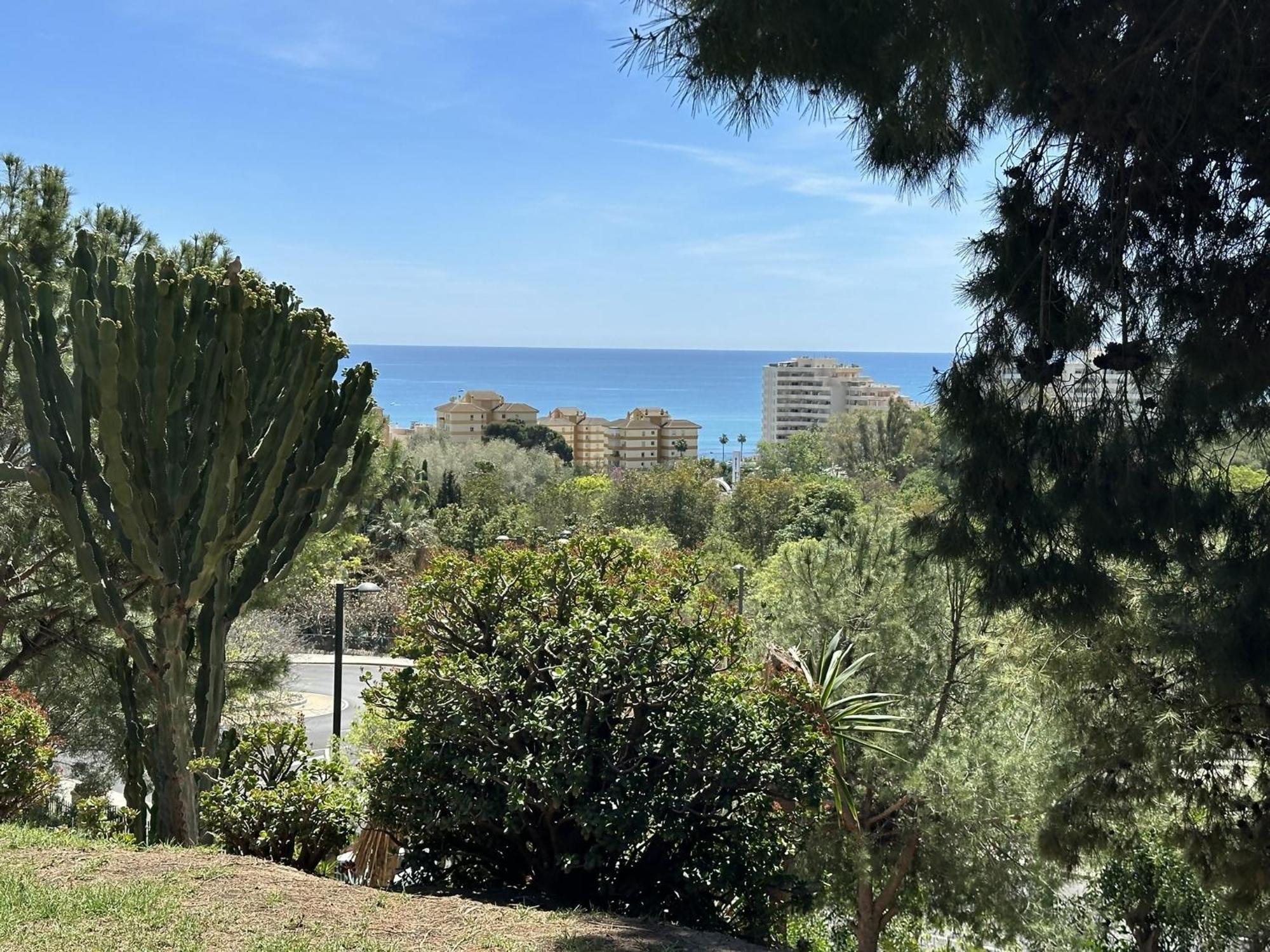 Estudio Agata Con Piscina A 800M De La Playa Benalmádena Eksteriør billede