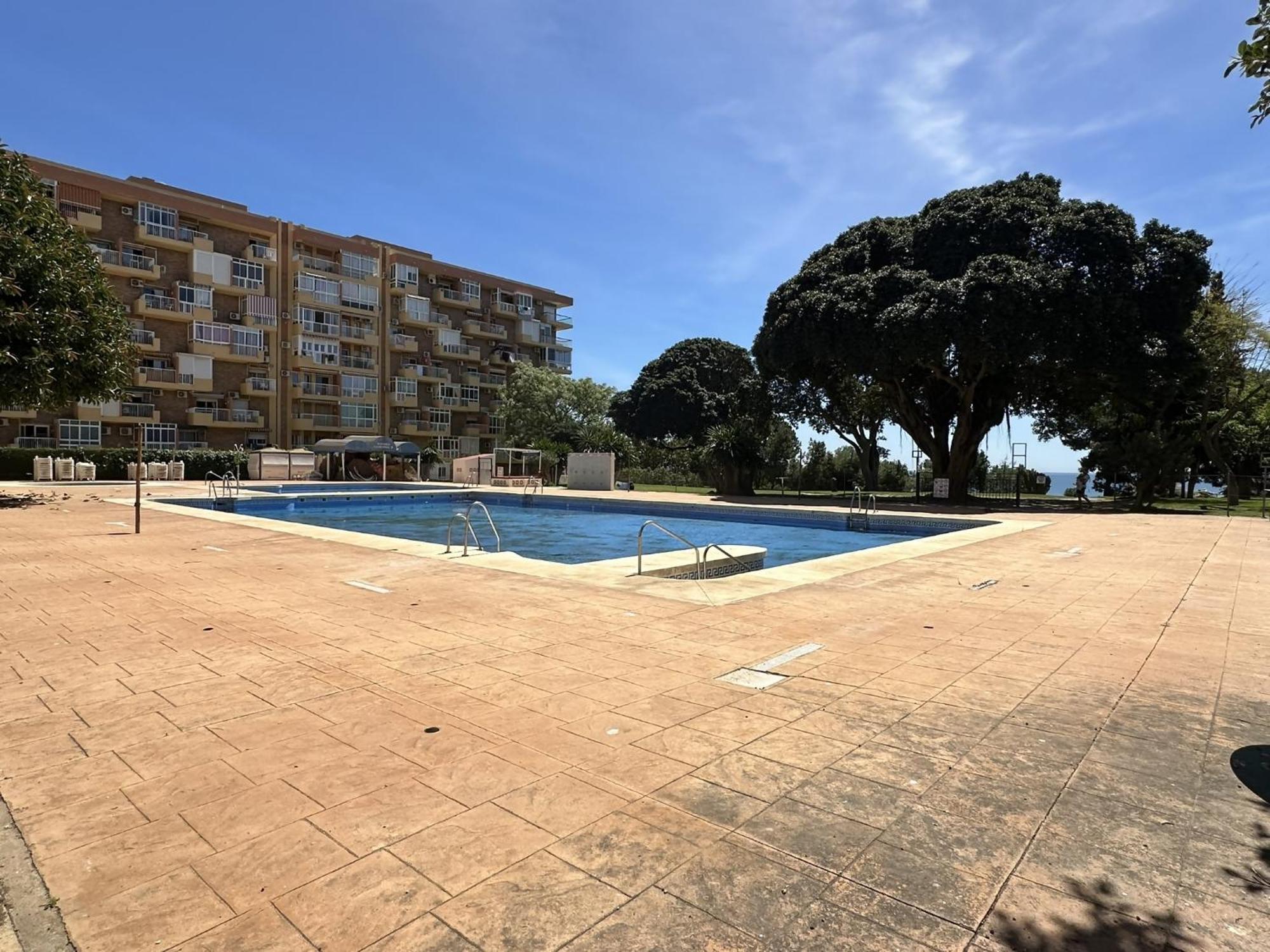 Estudio Agata Con Piscina A 800M De La Playa Benalmádena Eksteriør billede