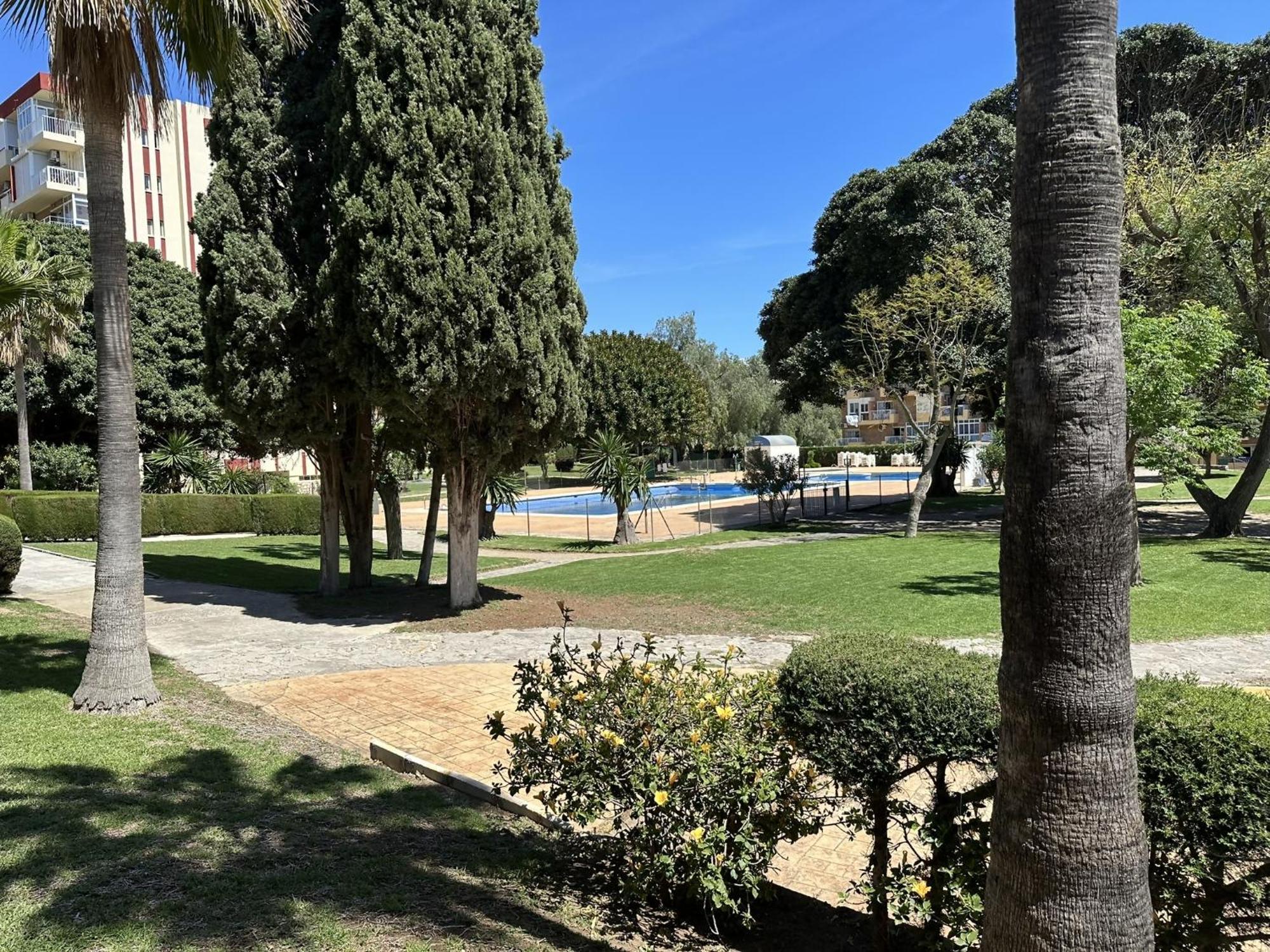 Estudio Agata Con Piscina A 800M De La Playa Benalmádena Eksteriør billede